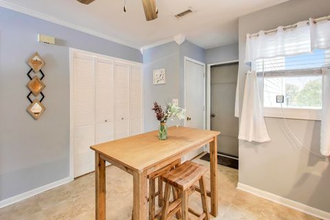 Tiny photo for 17298 W Maple Lane, Gurnee, IL 60031 (MLS # 12531573)