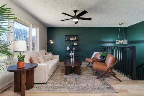 Tiny photo for 4 Carraway Court, Bloomington, IL 61704 (MLS # 12589880)