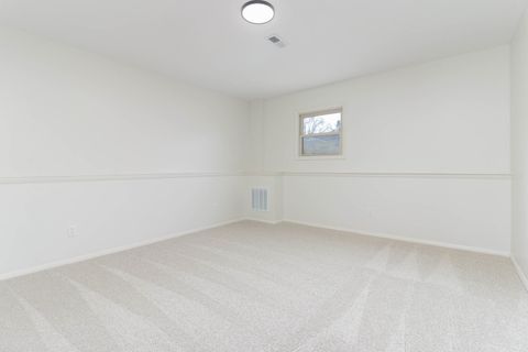 Tiny photo for 4 Carraway Court, Bloomington, IL 61704 (MLS # 12589880)