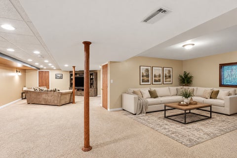 Tiny photo for 5828 W 90th Street, Oak Lawn, IL 60453 (MLS # 12780433)