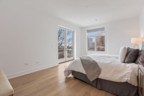 Tiny photo for 434 W Melrose Street #302, Chicago, IL 60657 (MLS # 12605346)