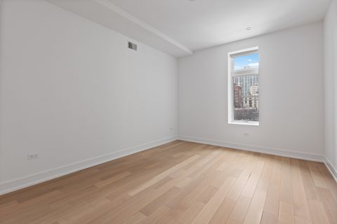 Tiny photo for 434 W Melrose Street #302, Chicago, IL 60657 (MLS # 12605346)