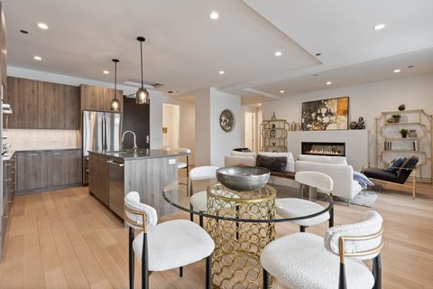 Tiny photo for 434 W Melrose Street #302, Chicago, IL 60657 (MLS # 12605346)