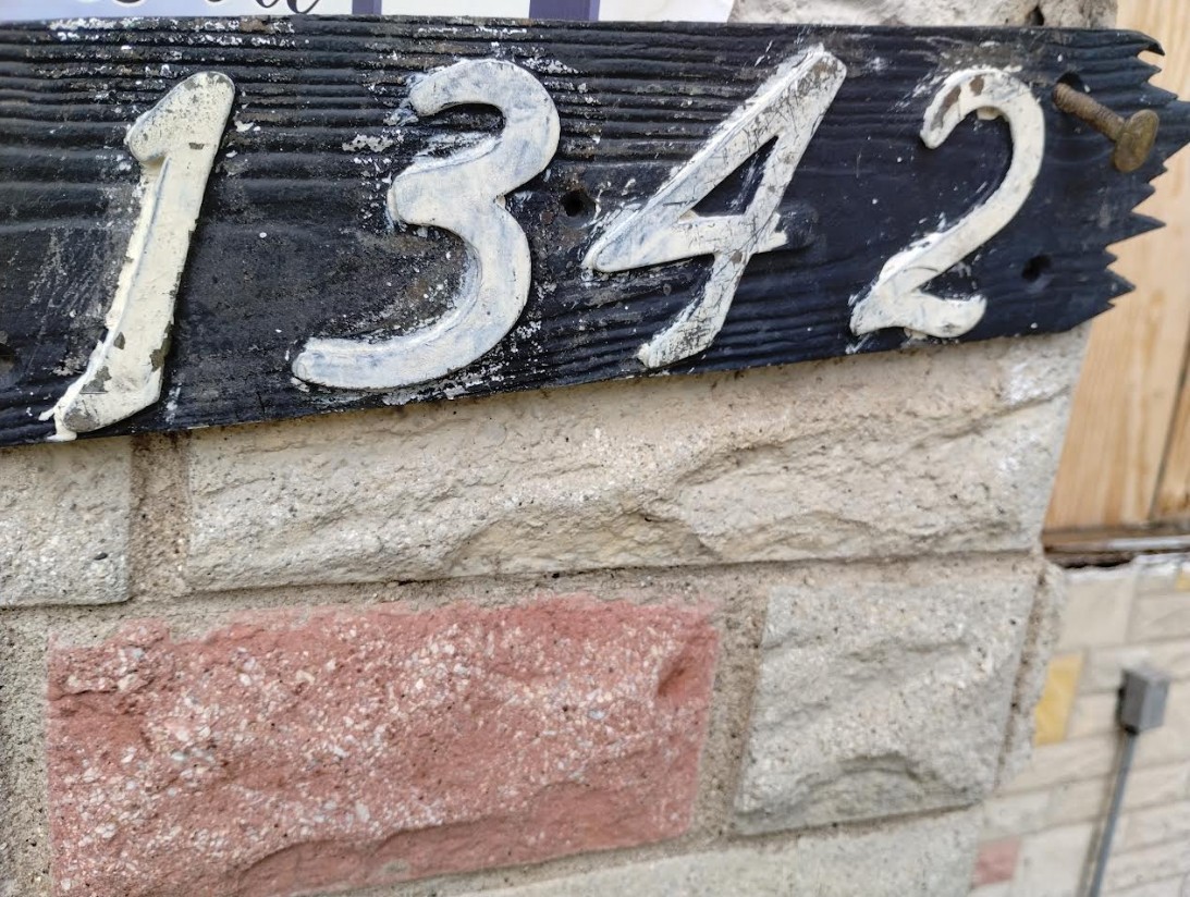 1342 W 108th Place