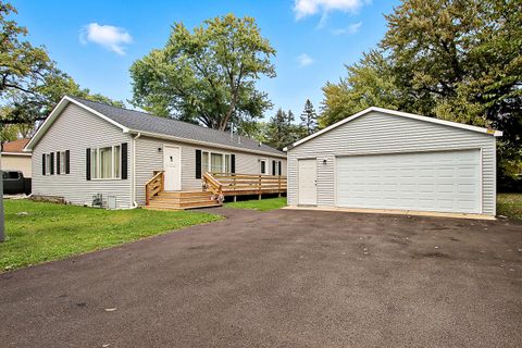 35647 N Grove Avenue Ingleside IL 60041