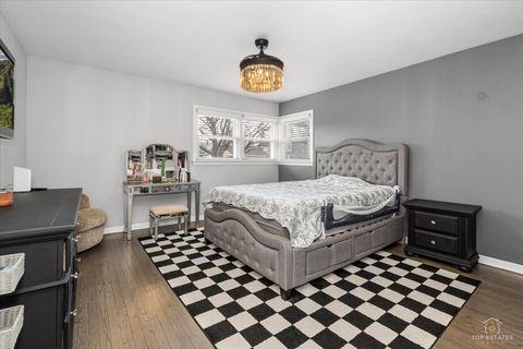 Tiny photo for 735 S Princeton Avenue, Villa Park, IL 60181 (MLS # 12605710)