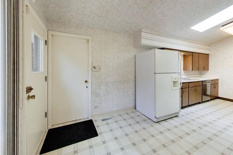 Tiny photo for 900 Stonegate Drive, Highland Park, IL 60035 (MLS # 12610735)