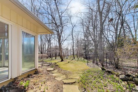 Tiny photo for 900 Stonegate Drive, Highland Park, IL 60035 (MLS # 12610735)