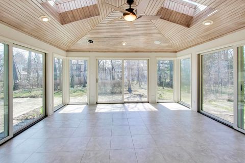 Tiny photo for 900 Stonegate Drive, Highland Park, IL 60035 (MLS # 12610735)