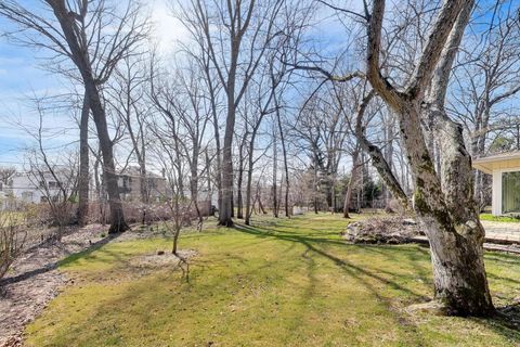 Tiny photo for 900 Stonegate Drive, Highland Park, IL 60035 (MLS # 12610735)