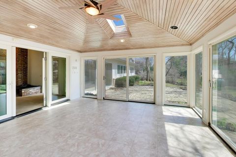 Tiny photo for 900 Stonegate Drive, Highland Park, IL 60035 (MLS # 12610735)