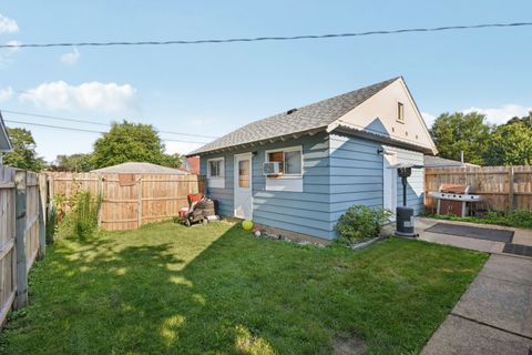 Tiny photo for 1305 N Raynor Avenue, Joliet, IL 60435 (MLS # 12470998)