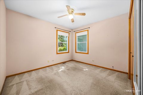 Tiny photo for 995 Blackhawk Drive, Elgin, IL 60120 (MLS # 12664313)