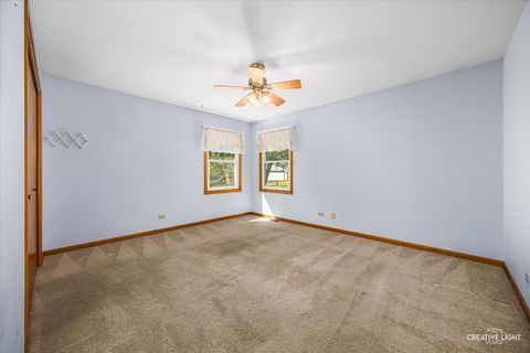 Tiny photo for 995 Blackhawk Drive, Elgin, IL 60120 (MLS # 12664313)