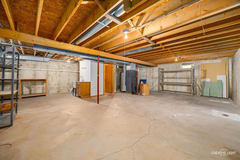 Tiny photo for 995 Blackhawk Drive, Elgin, IL 60120 (MLS # 12664313)