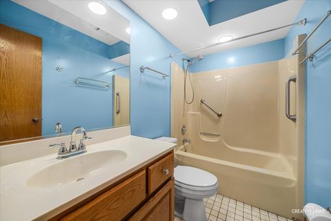 Tiny photo for 995 Blackhawk Drive, Elgin, IL 60120 (MLS # 12664313)