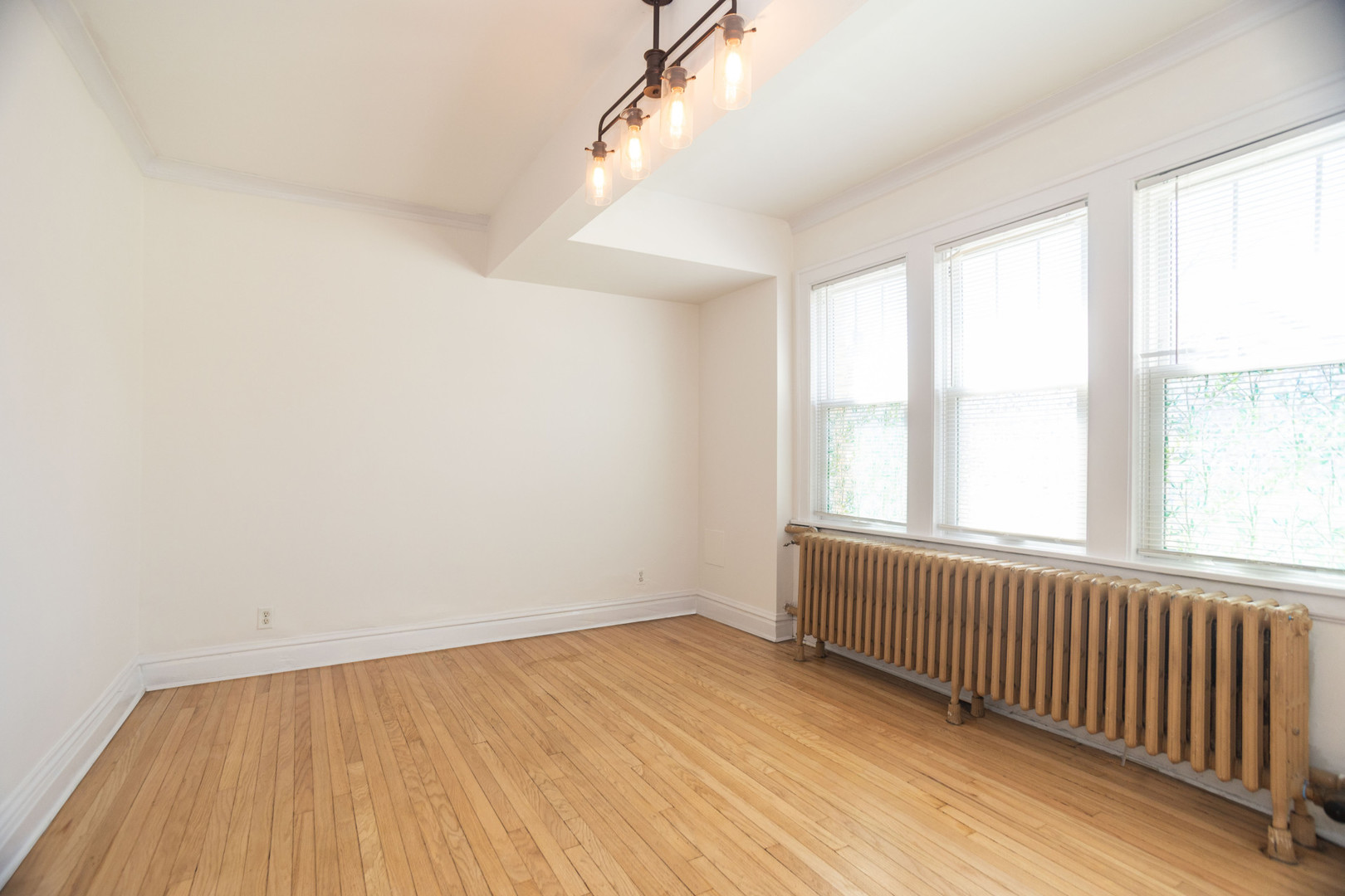 600 Elgin Avenue GB