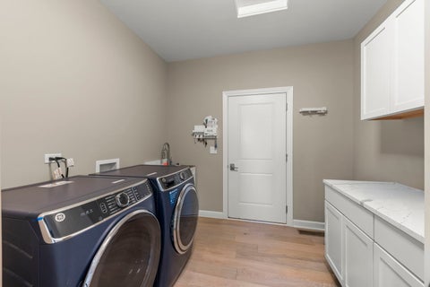 Tiny photo for 20963 Benjamin Drive, Shorewood, IL 60404 (MLS # 12645810)
