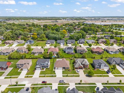 Tiny photo for 20963 Benjamin Drive, Shorewood, IL 60404 (MLS # 12645810)