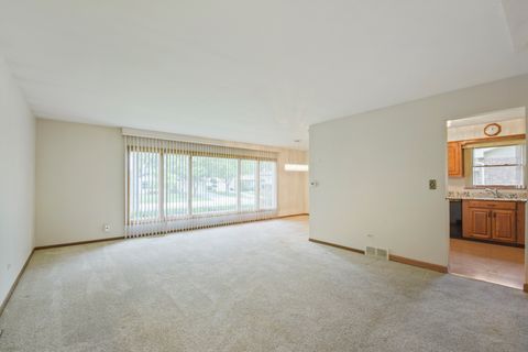 Tiny photo for 532 Summit Drive, Schaumburg, IL 60193 (MLS # 12681181)