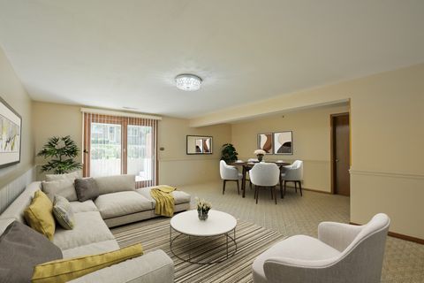 Tiny photo for 532 Summit Drive, Schaumburg, IL 60193 (MLS # 12681181)