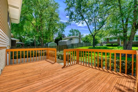 Tiny photo for 532 Summit Drive, Schaumburg, IL 60193 (MLS # 12681181)