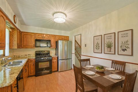 Tiny photo for 532 Summit Drive, Schaumburg, IL 60193 (MLS # 12681181)