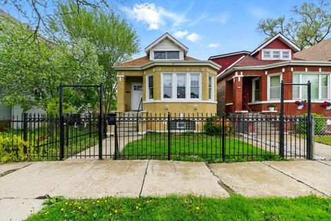 8943 S Lowe Avenue Chicago IL 60620