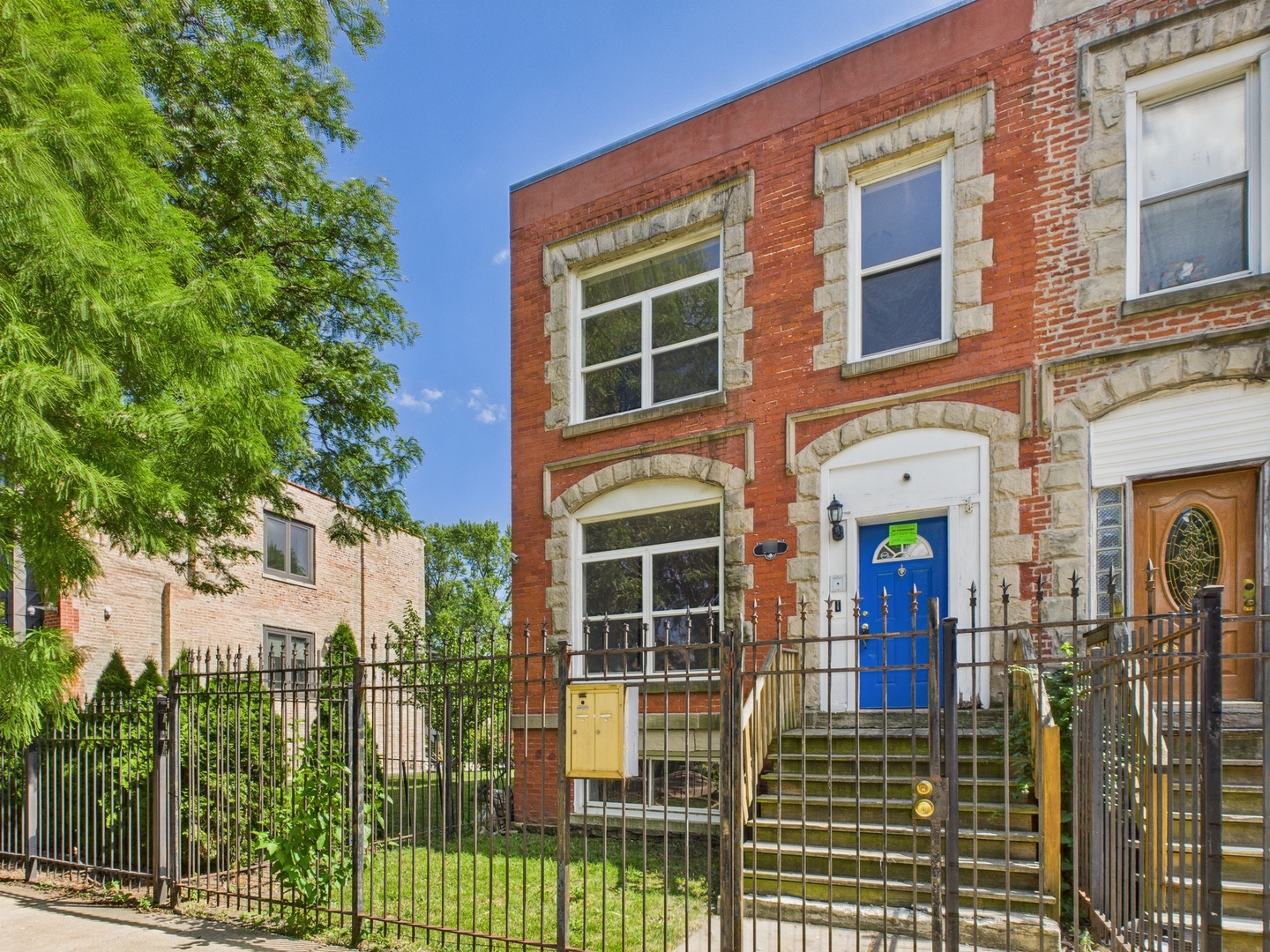 2933 W Wilcox Street