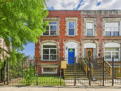 2933 W Wilcox Street Chicago IL 60612