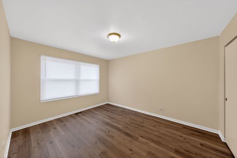 Tiny photo for 364 Kirkwood Circle, Bolingbrook, IL 60440 (MLS # 12556292)