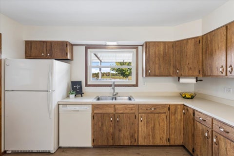 Tiny photo for 200 W Jeffery Avenue, Wheeling, IL 60090 (MLS # 12580095)