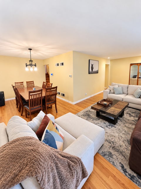 Tiny photo for 1339 Prince Drive, South Holland, IL 60473 (MLS # 12784802)