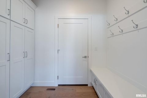 Tiny photo for 6574 Pelican Street, Bettendorf, IA 52722 (MLS # QC4261697)