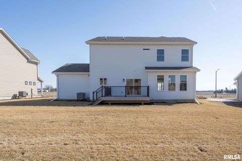 Tiny photo for 6574 Pelican Street, Bettendorf, IA 52722 (MLS # QC4261697)