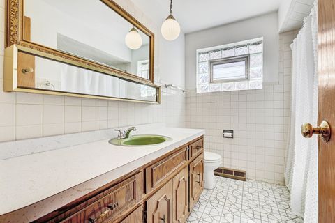 Tiny photo for 8506 N Greenwood Avenue, Niles, IL 60714 (MLS # 12615275)