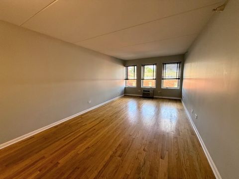 Tiny photo for 1041 Susan Collins Lane #402, Oak Park, IL 60302 (MLS # 12502684)