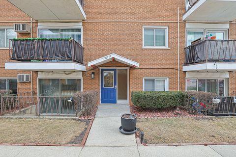 Tiny photo for 6111 W 64th Place #2, Chicago, IL 60638 (MLS # 12564399)