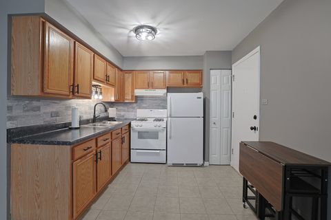 Tiny photo for 6111 W 64th Place #2, Chicago, IL 60638 (MLS # 12564399)
