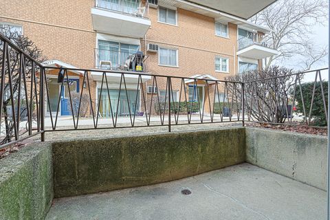 Tiny photo for 6111 W 64th Place #2, Chicago, IL 60638 (MLS # 12564399)