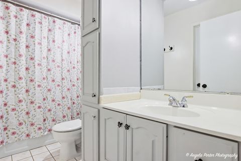 Tiny photo for 1920 Island Court, Woodstock, IL 60098 (MLS # 12567412)