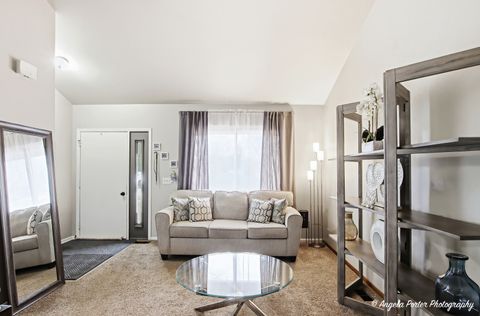 Tiny photo for 1920 Island Court, Woodstock, IL 60098 (MLS # 12567412)