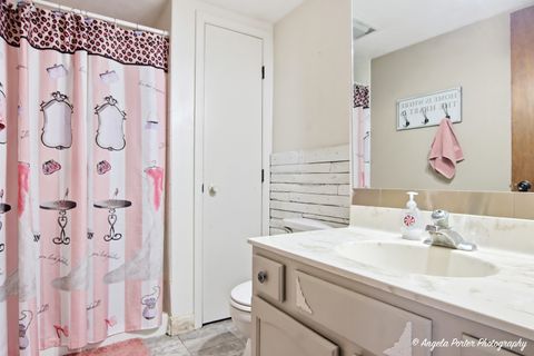 Tiny photo for 1920 Island Court, Woodstock, IL 60098 (MLS # 12567412)