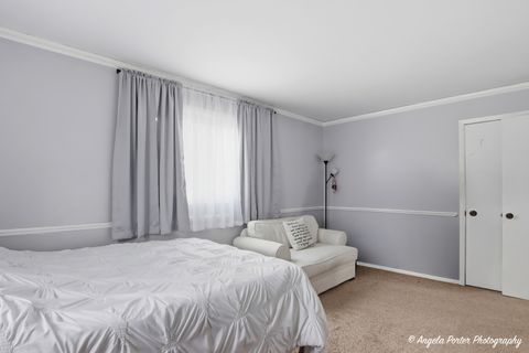 Tiny photo for 1920 Island Court, Woodstock, IL 60098 (MLS # 12567412)