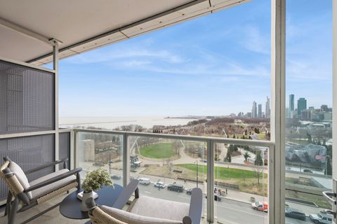 Tiny photo for 340 E Randolph Street #803, Chicago, IL 60601 (MLS # 12611374)