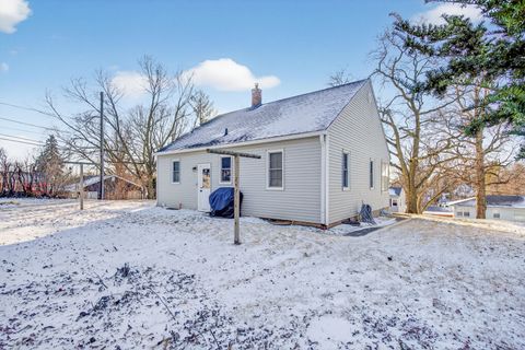 Tiny photo for 1336 Florence Avenue, Clinton, IA 52732 (MLS # 12557441)