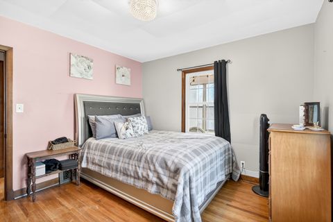 Tiny photo for 1336 Florence Avenue, Clinton, IA 52732 (MLS # 12557441)