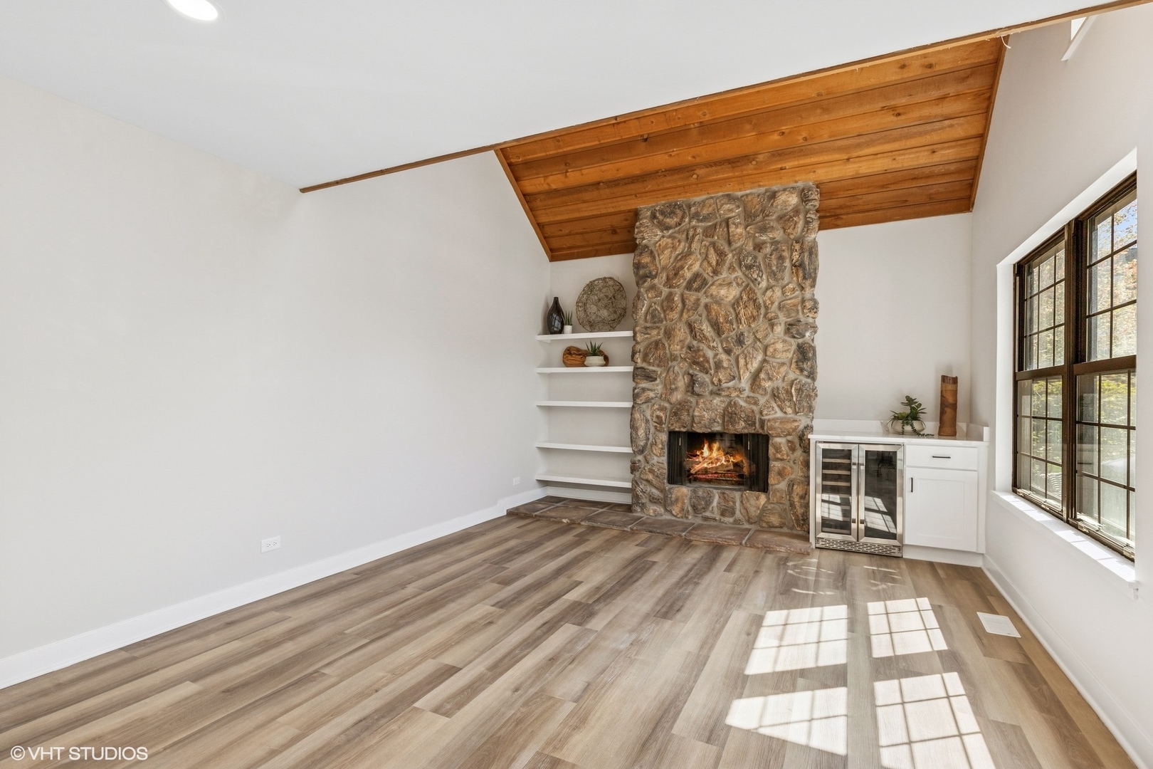 592 DUNHAM Road