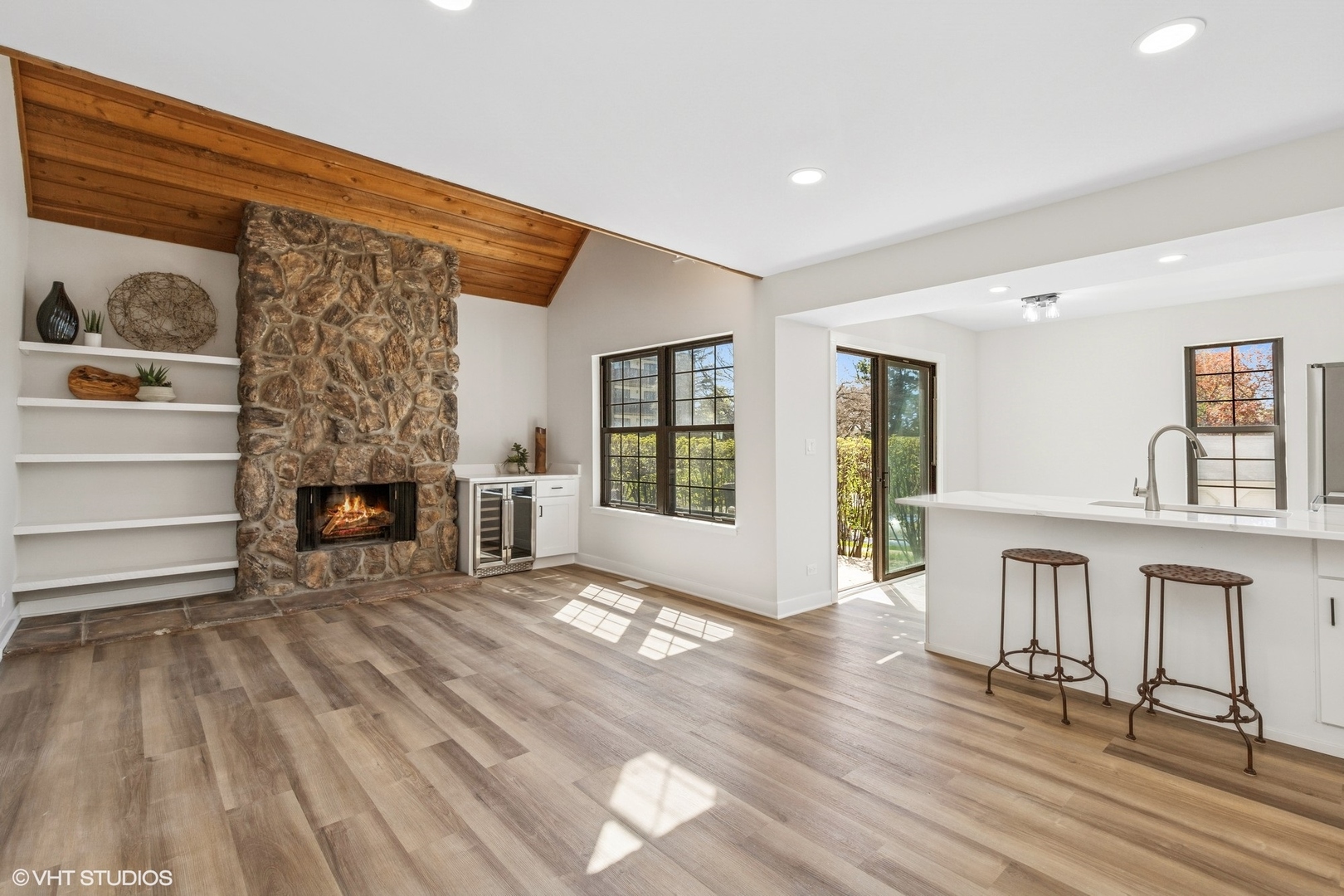 592 DUNHAM Road