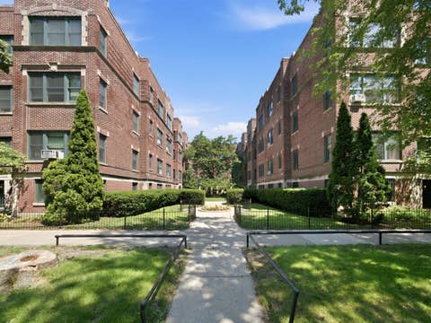 Tiny photo for 5551 S Kimbark Avenue #14, Chicago, IL 60637 (MLS # 12707351)